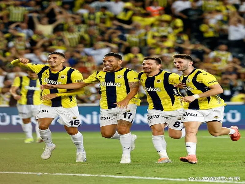 费内巴切和马雷斯卡会面，他说自己一直在等曼城帅位的机会